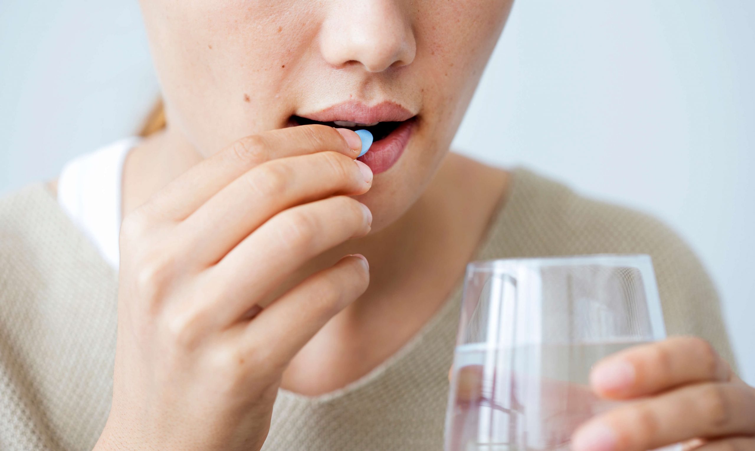 Educational image showing oral care context for rosacea information