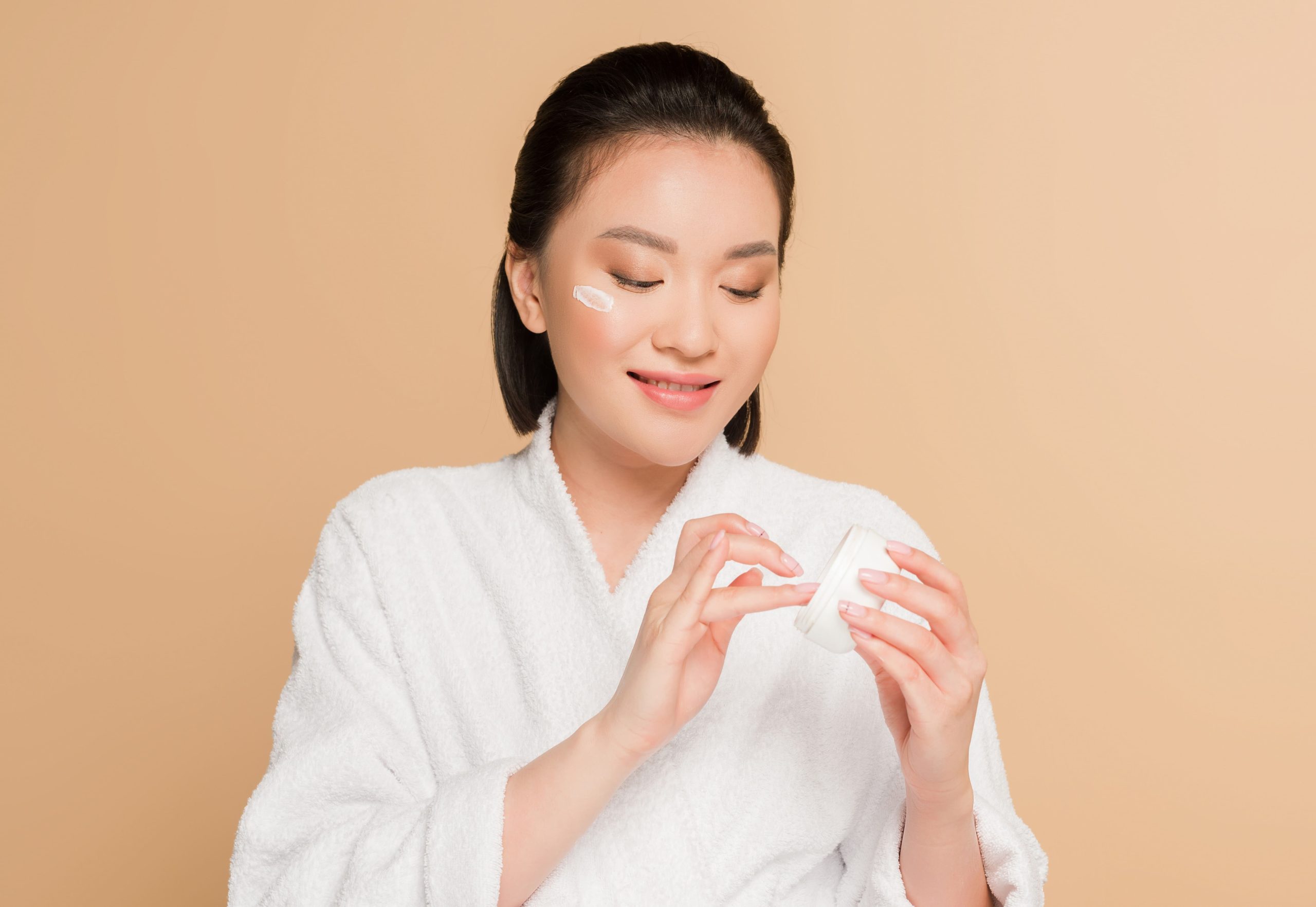 Post-treatment care related to dual-wavelength laser procedures