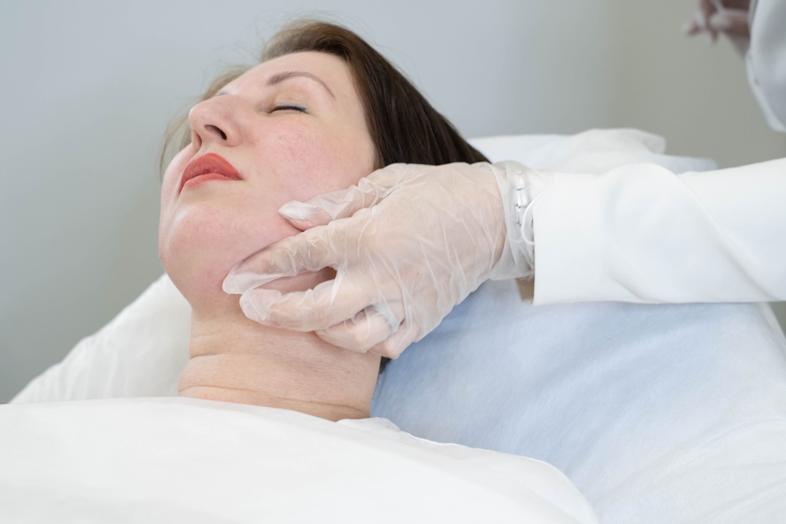 https://idsclinic.sgestaging.com/wp-content/uploads/2025/10/clinician-targets-double-chin-with-lipolytic-injec-2025-02-21-04-10-35-utc-scaled.jpgDouble Chin Removal Treatment in Singapore